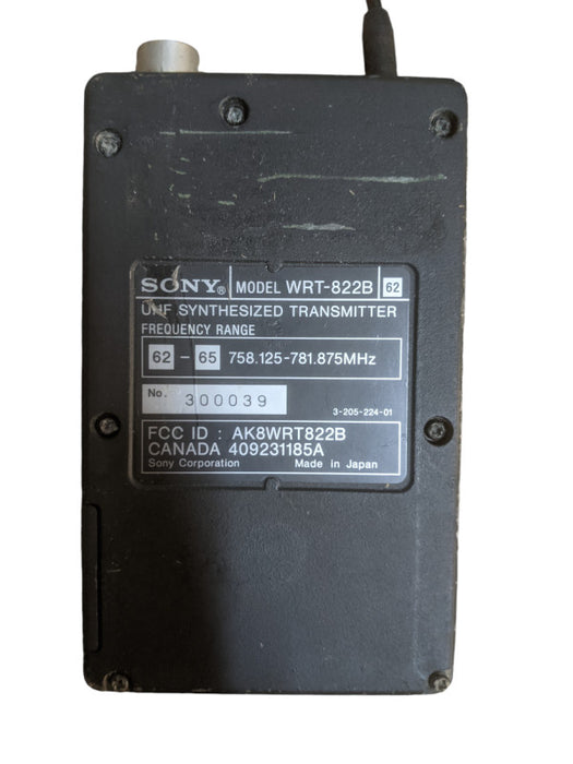Sony WRT-822B UHF Synthesized Transmitter with Belt Clip | *READ*