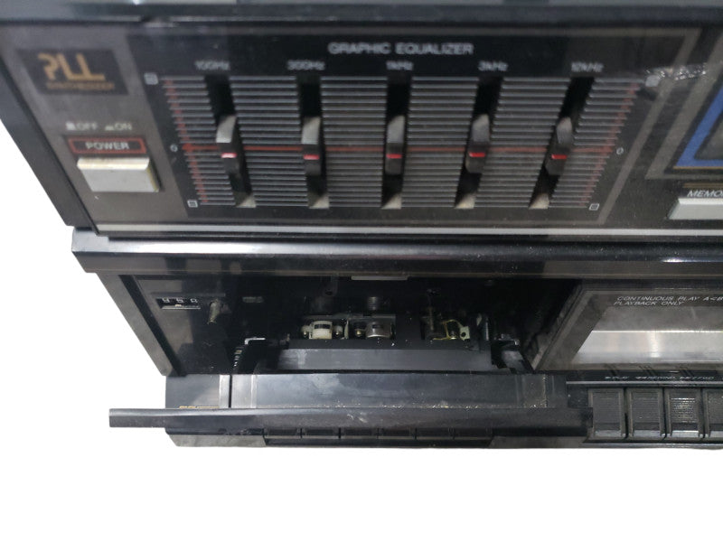 SANYO GXT-767 Stereo, Double Cassette, Turntable & AM/FM Radio