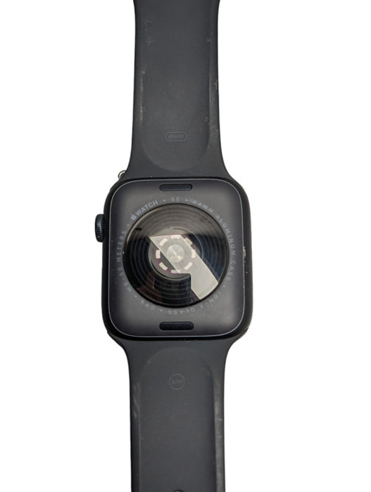Apple Watch SE 44MM A2723 (2nd generation) with silicone band UNLOCKED  -