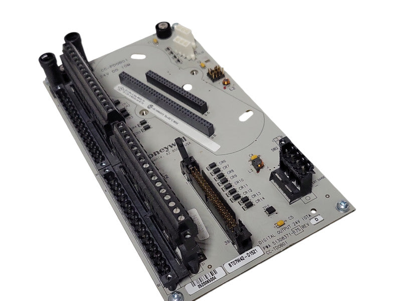 Honeywell CC-PD0B01 Digital Output Module, READ _