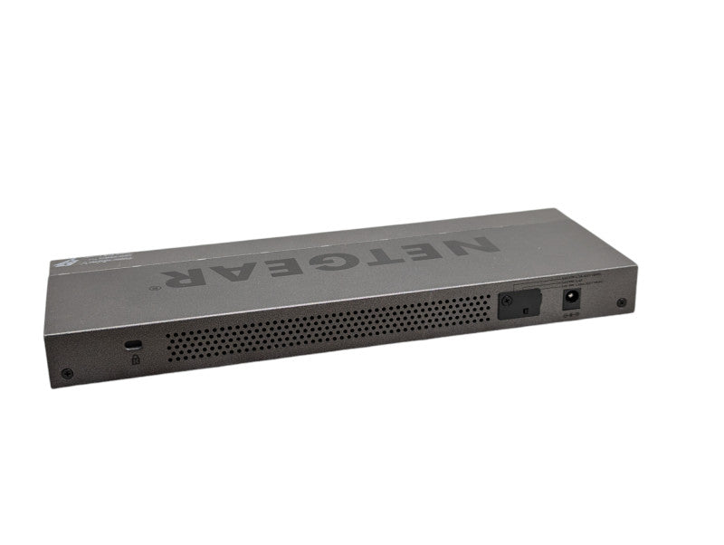 NETGEAR 16-port PoE+ Gigabit Unmanaged Switch GS116LP Please READ   -