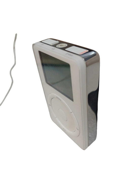Vintage 2nd Gen 2002 Apple 20GB IPOD Model: A1019 with a apple case  =