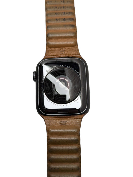 Apple Watch SE 44mm case (Model: A2352) with leather band PLEASE REA D -