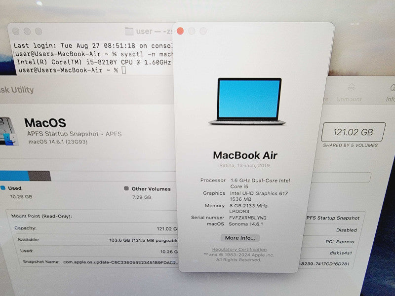 Apple Macbook Air Retina 2019 13" 2-Core i5-8210Y @ 1.6GHz 8GB DDR3 120GB SSD (
