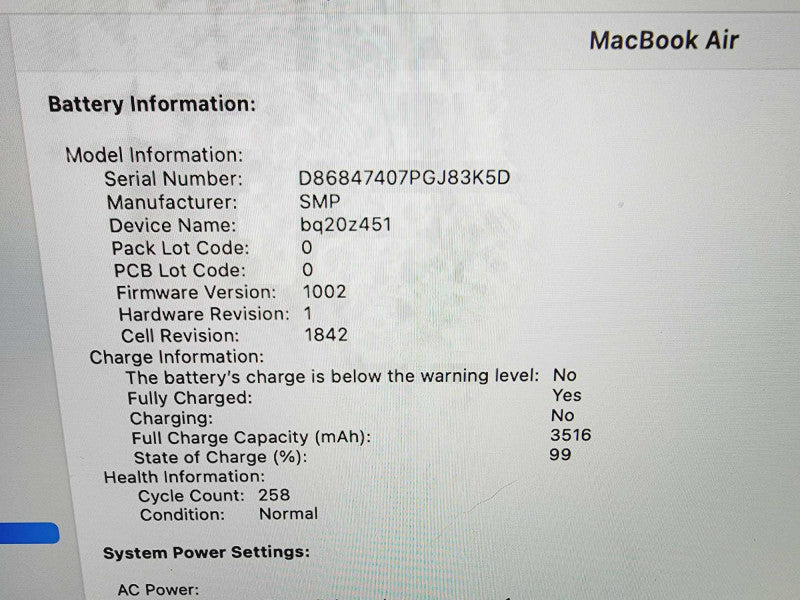 Apple Macbook Air Retina 2018 13" 2-Core i5-8210Y @ 1.6GHz 8GB DDR3 120GB SSD (