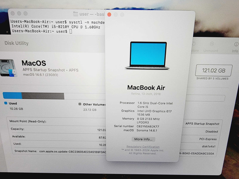 Apple Macbook Air Retina 2018 13" 2-Core i5-8210Y @ 1.6GHz 8GB DDR3 120GB SSD (