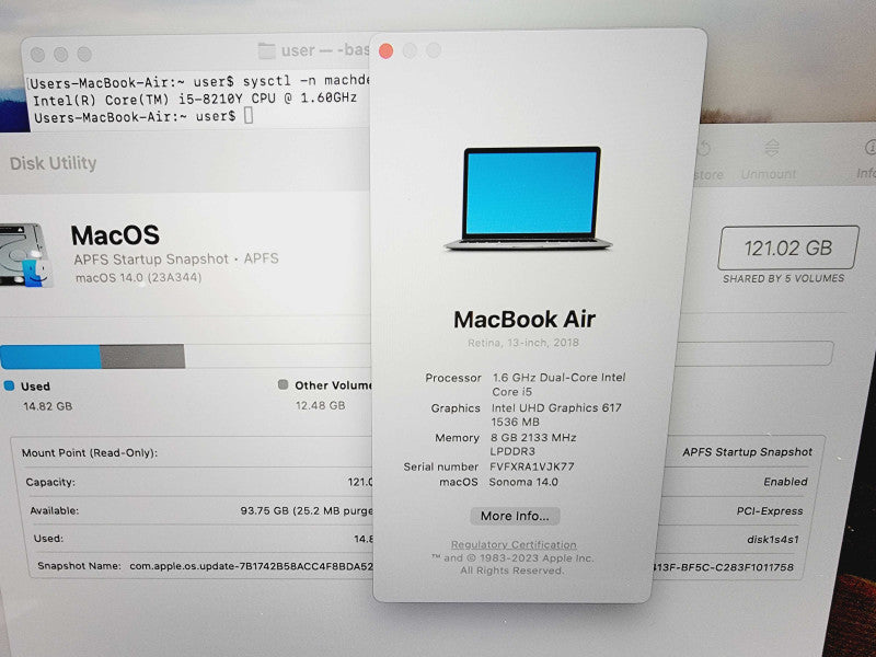 Apple Macbook Air Retina 2018 13" 2-Core i5-8210Y @ 1.6GHz 8GB DDR3 120GB SSD (