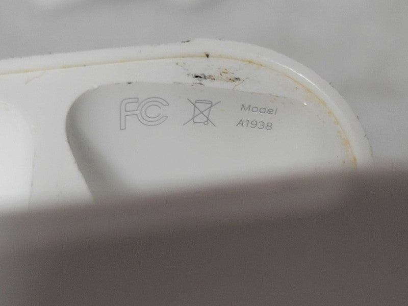 Apple AirPods A1938 with Charging Case _