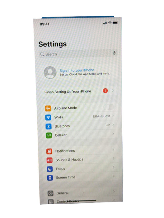 Apple iPhone Xr 64GB UNLOCKED Please READ  -