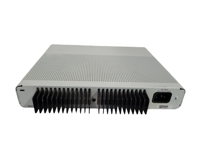 Cisco WS-C2960C-8PC-L v03 | 8-Port PoE 10/100 Silent Switch %