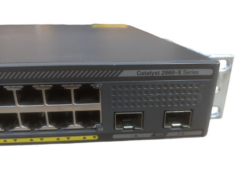 Cisco Catalyst 2960X | WS-C2960X-48LPD-L V06 | 48port Gigabit PoE | 2x SFP Q