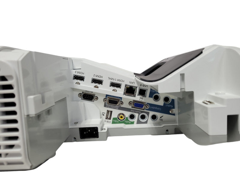Epson PowerLite 680 XGA 3500 Lumens Short-throw LCD Projector 18 Lamp Hours _
