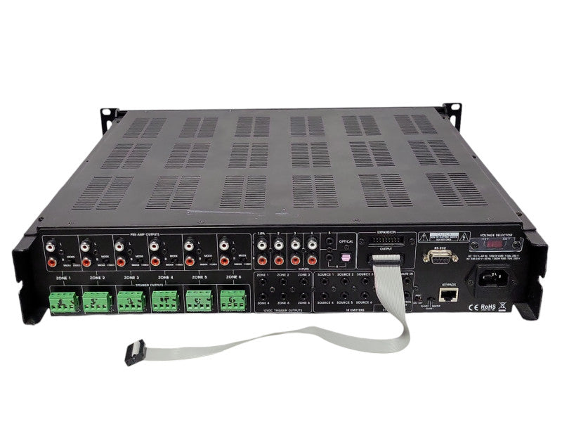 Factor V-66 Professional Multiroom control amplifier, Powers on, READ _