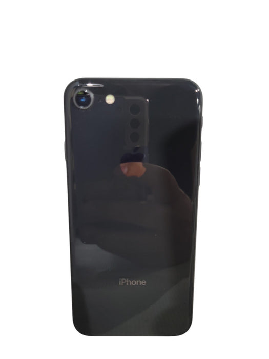 Apple iPhone 8 64GB UNLOCKED PHONE !