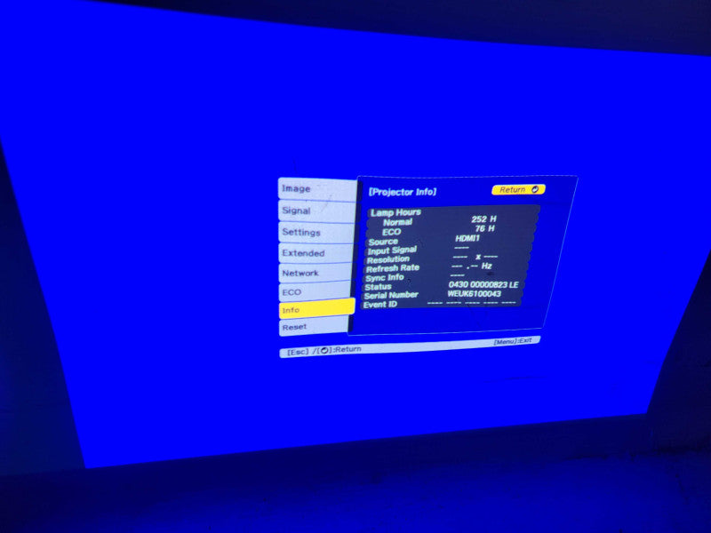 Epson EX9200 H722A WUXGA 3200 ANSI Lumens HDMI Projecto 252 Lamp Hours !