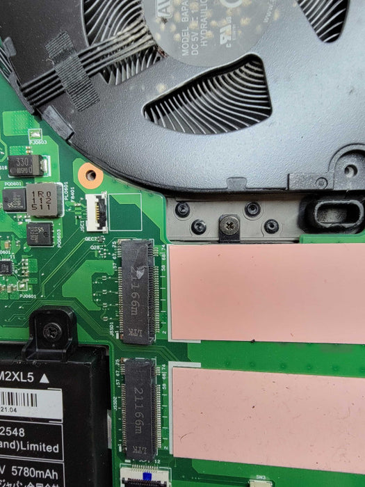 Lenovo ThinkPad P15v Gen1 [PARTS]  Lap200