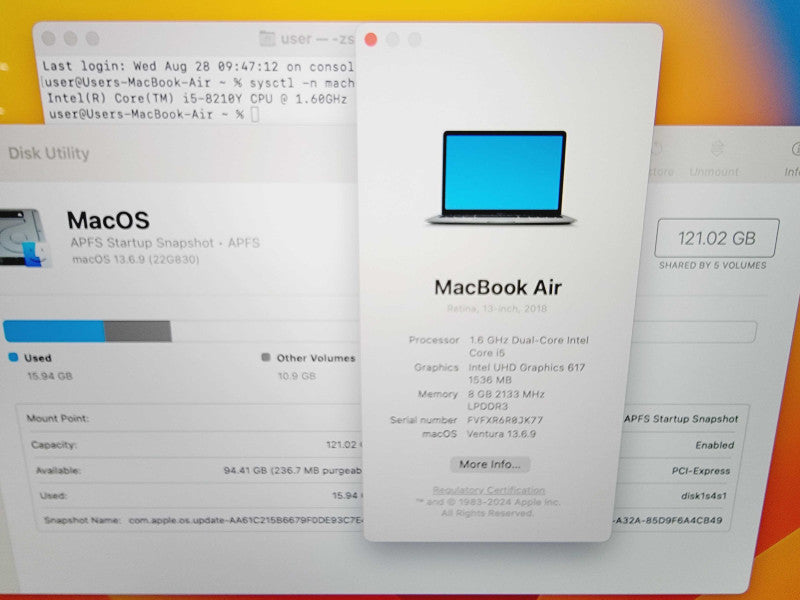 Apple Macbook Air Retina 2018 13" 2-Core i5-8210Y @ 1.6GHz 8GB DDR3 120GB SSD (
