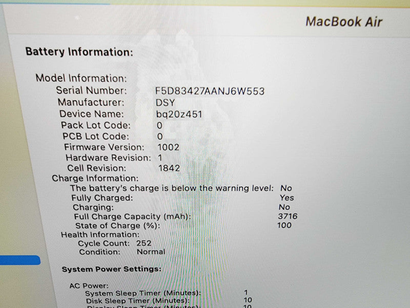 Apple Macbook Air Retina 2018 13" 2-Core i5-8210Y @ 1.6GHz 8GB DDR3 120GB SSD (