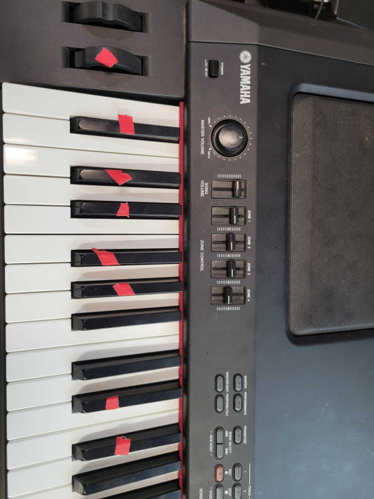 Yamaha 88-Key Graded Hammer Stage Piano CP 300 (READ) %