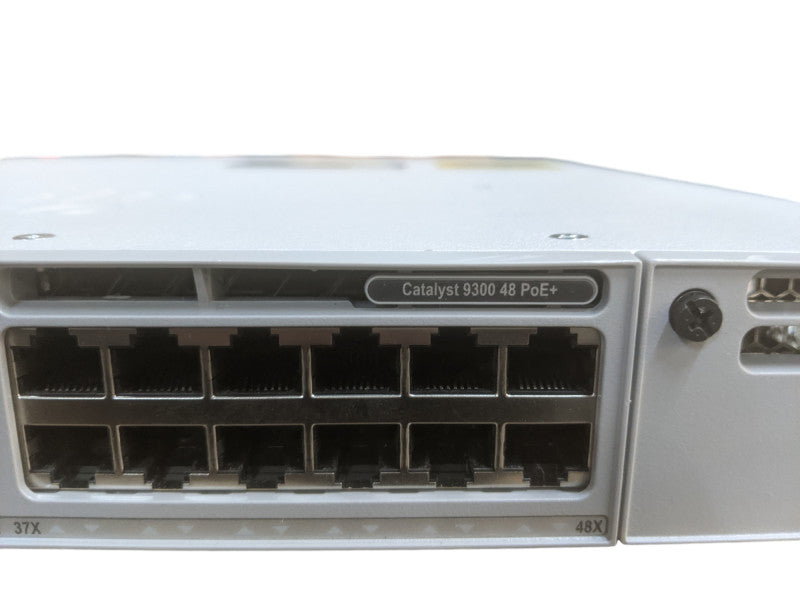 Cisco C9300-48P-E V05 | Catalyst 9300 | 48-port PoE+ Managed Switch