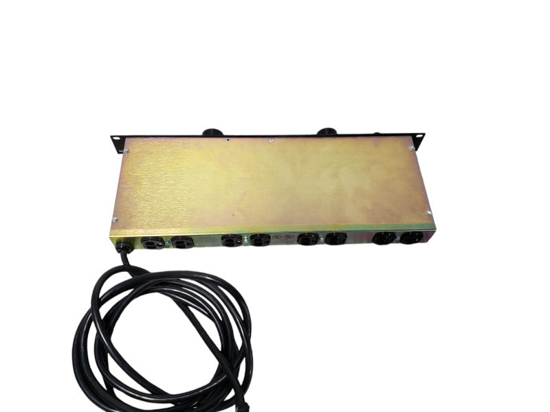 Furman PL-Plus ~ 8-Outlet 15A Power Conditioner with Light Module READ