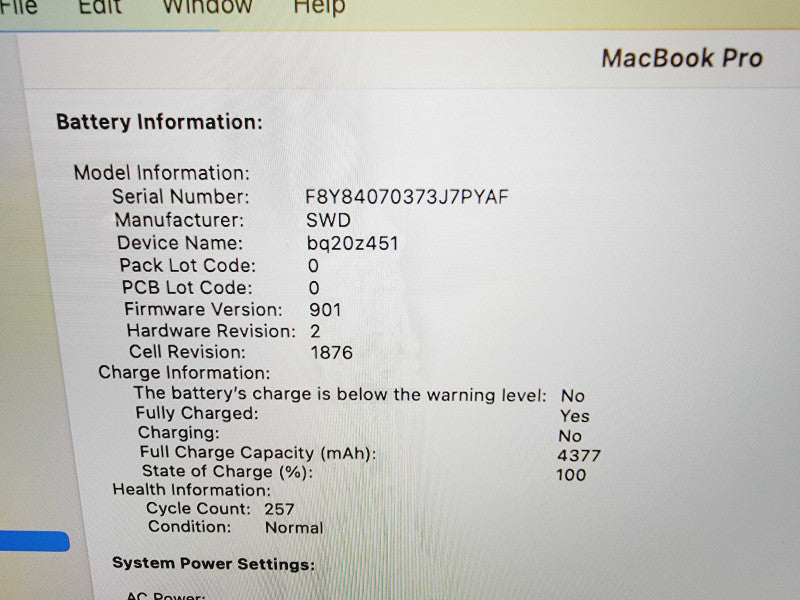 Apple Macbook Pro 2018 13" 4-Core i5-8259U @ 2.3GHz 16GB DDR3 512GB SSD (