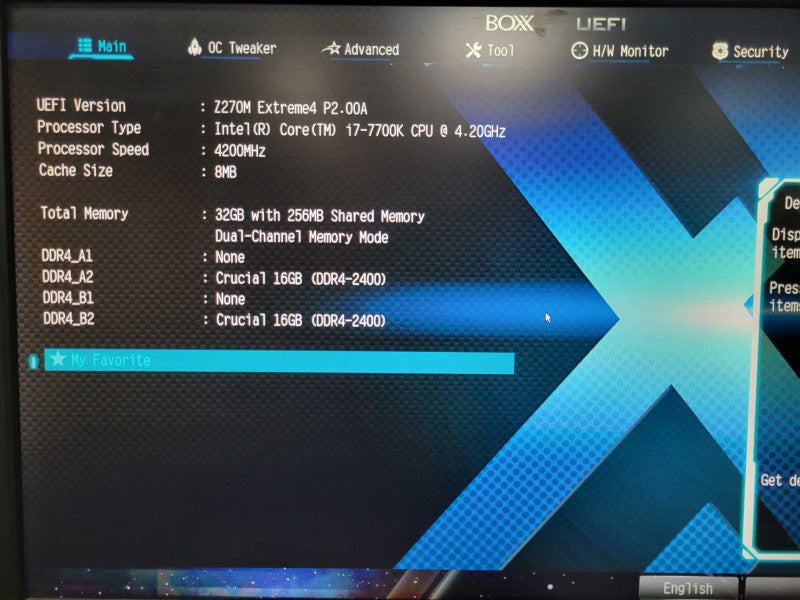 Custom/AsRock Z270M Extreme4, Core I7-7700K 4.2GHz, 32GB DDR4, 512 GB SSD _