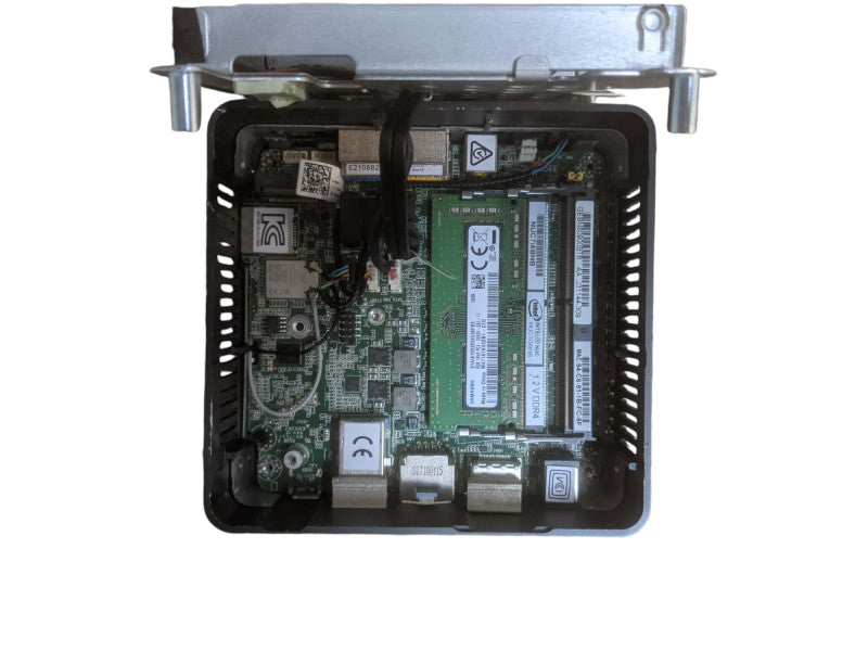 Intel BOXNUC7i5BNH | Intel i5-7260U | 8GB DDR4 | No HDD