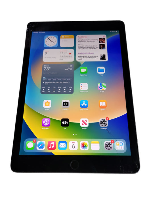 Apple iPad Pro 128GB (A1673) - READ  Δ