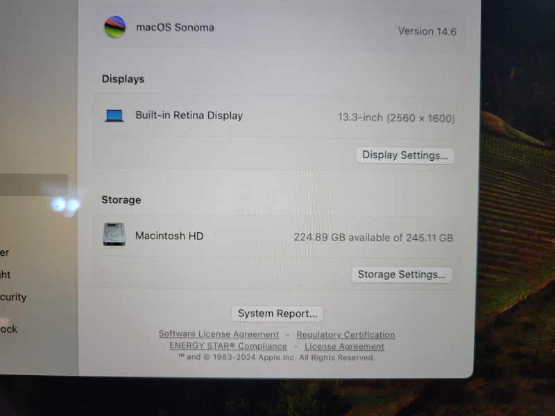 Apple Macbook Air 2020 13" 8-Core M1 @ 3.2GHz 8GB Ram 256GB SSD !