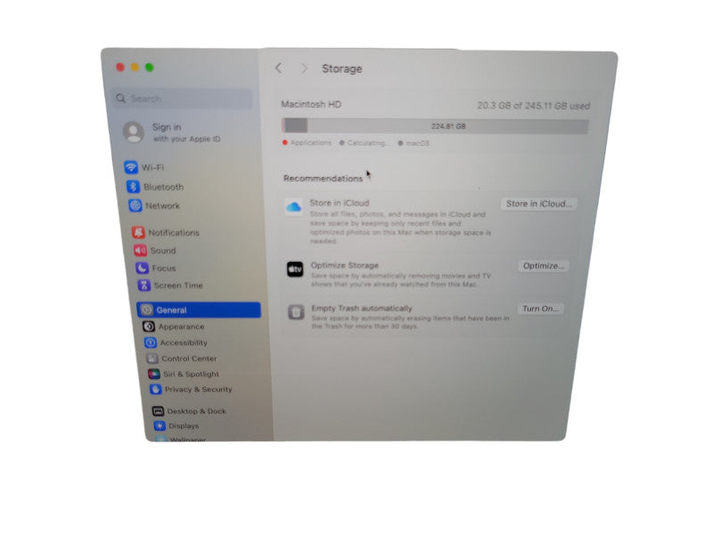 Apple Macbook Pro 2020 13" M1 Chip 8GB RAM 256GB SSD, 173 Cycle count _