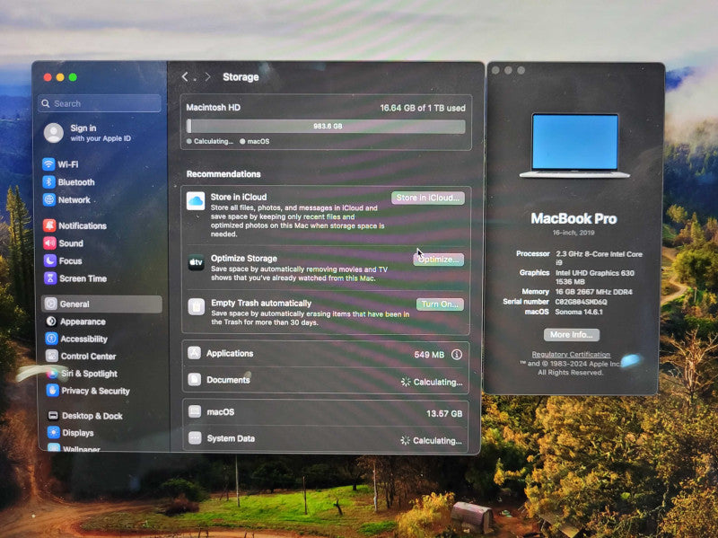 Apple Macbook Pro 2019 16" 8-Core i9-9880H @ 2.3GHz 16GB DDR4 1TB SSD Radeon