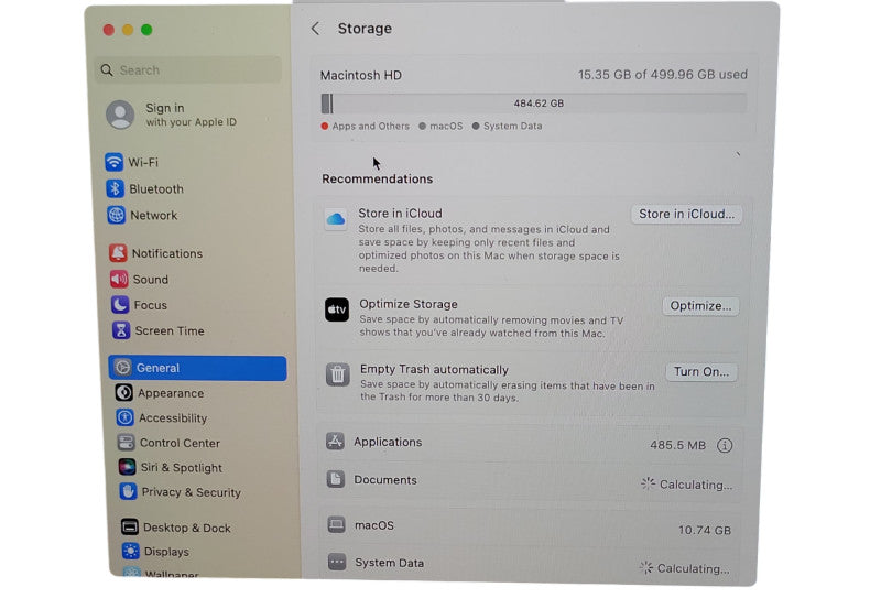 MacBook Pro 2019 16" Core I7-9750H 2.6GHz, 32GB DDR4 500GB SSD Radeon Pro 5300M 4GB READ _
