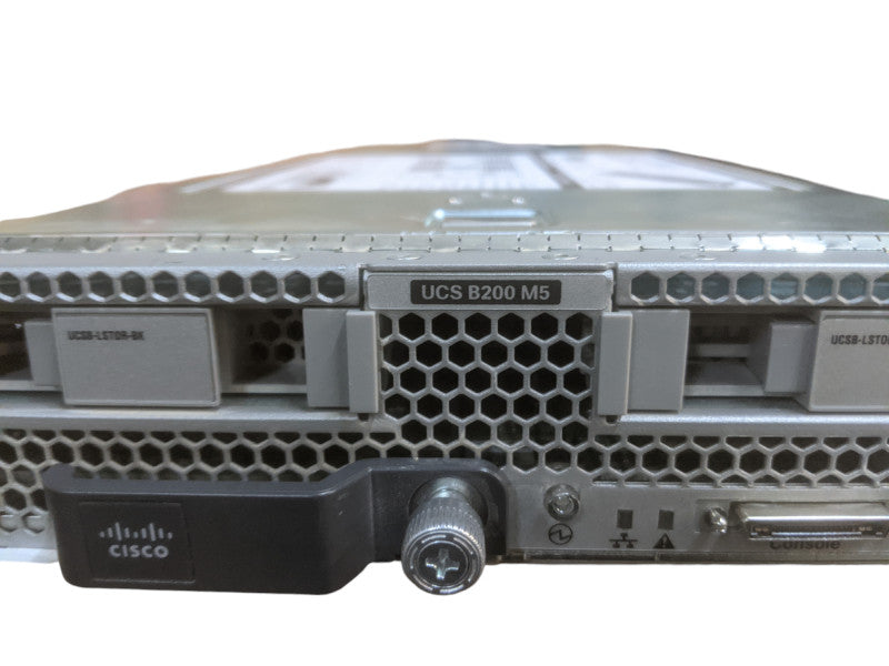 Cisco UCS B200 M5 Barebones Blade Server w/ 2x Heatsinks, No CPU, No RAM
