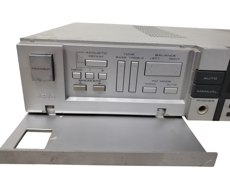 AKAI AA-R22 Stereo AM FM Computer Controlled Receiver