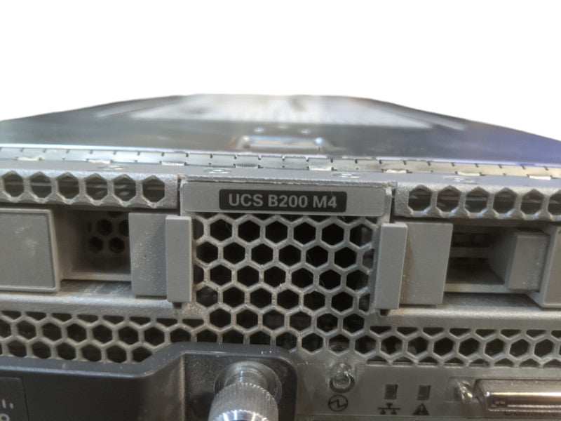 Cisco UCS B200 M4 Barebones Blade Server w/ 2x Heatsinks, No CPU, No RAM