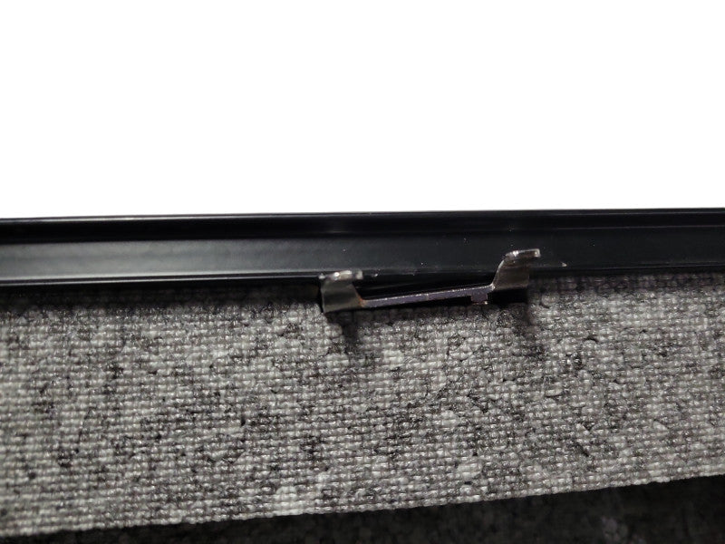 Hard Travel Case ELPKS06 with Wheels 21x13x9" approximate dimensions, READ _