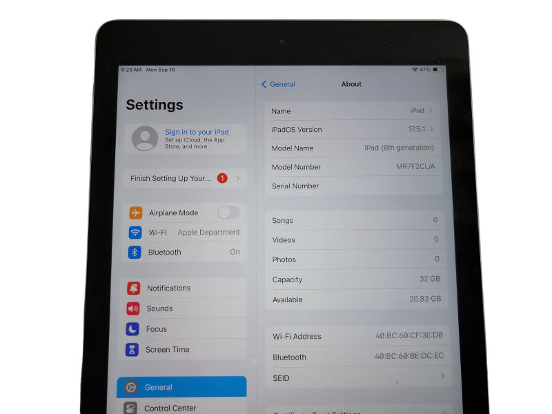 Apple iPad 6th Gen - 32GB - Gray (