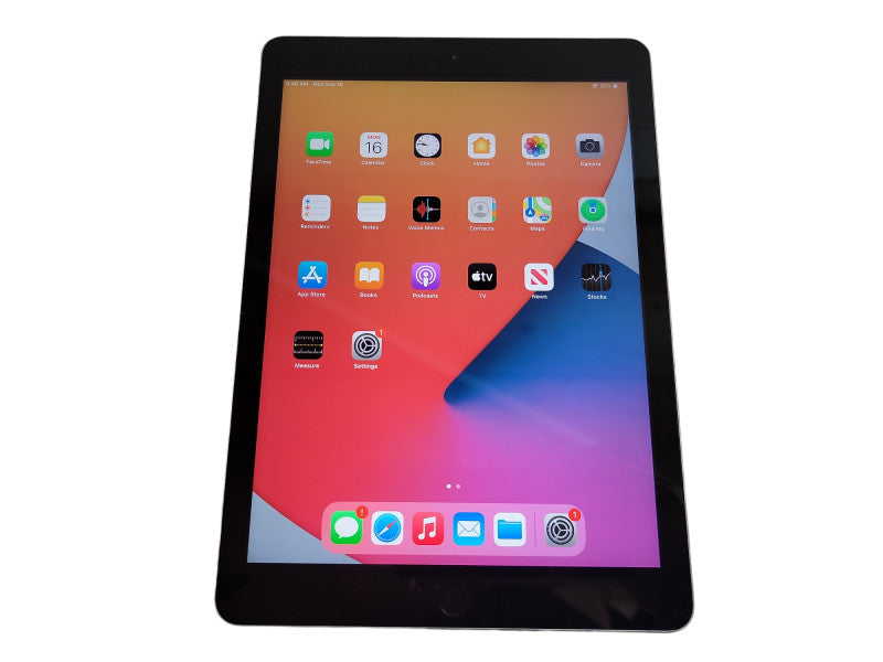 Apple iPad 5th Gen - 32GB - Silver (