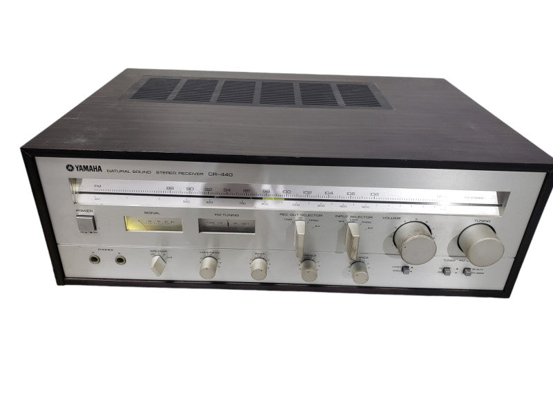 YAMAHA CR-440 NATURAL SOUND STEREO RECEIVER| Read Please
