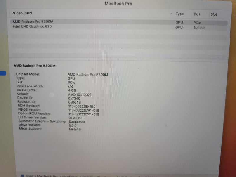 Apple Macbook Pro 2019 16" 6-Core i7-9750H @ 2.6GHz 16GB DDR4 500GB SSD Radeo !