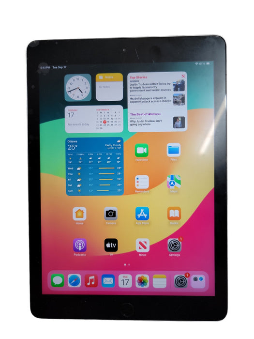 Apple iPad 6th - 32GB - Gray