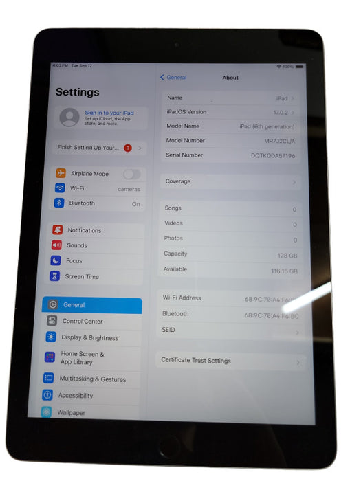 Apple iPad 6th - 32GB - Gray