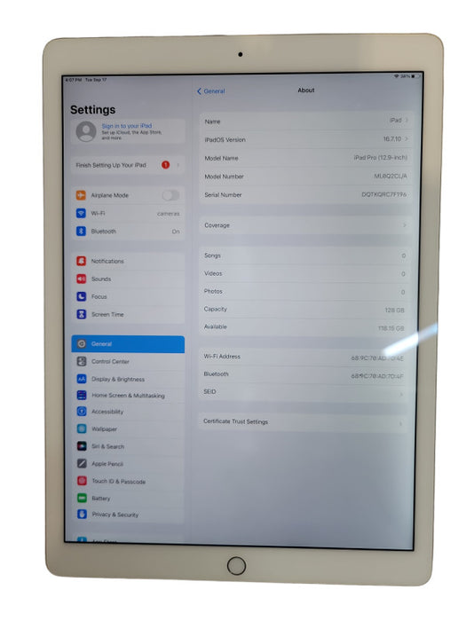 Apple iPad 6th - 128GB - White