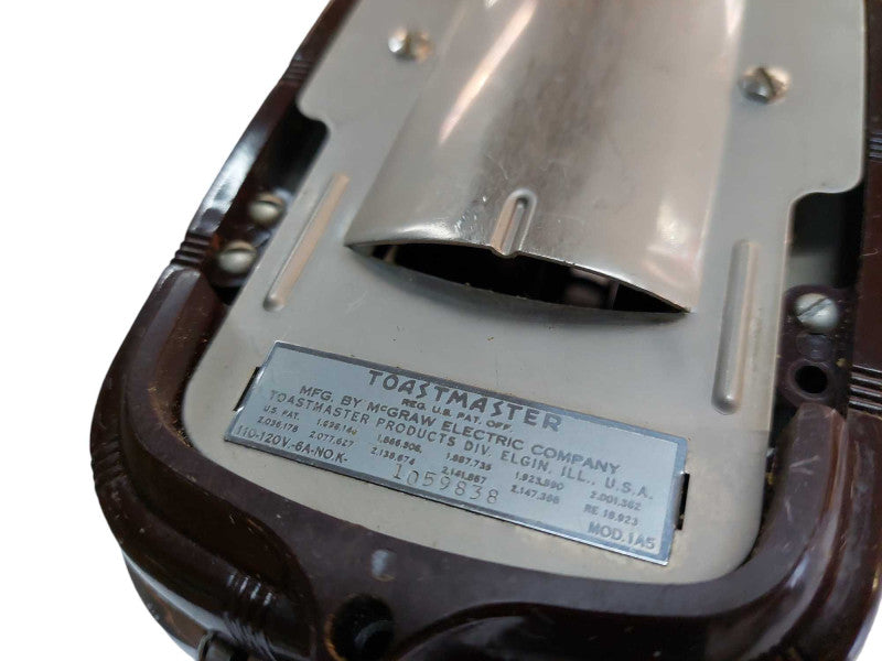 Vintage ToastMaster Chrome Single Slice Toaster Model:1A5  =