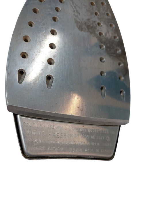 Vintage Eatons Viking Specified Steam & Dry Iron in Box Model:1326 =