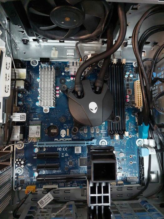 AlienWare Case with Aurora R10 Motherboard with Liquid Cooling  =