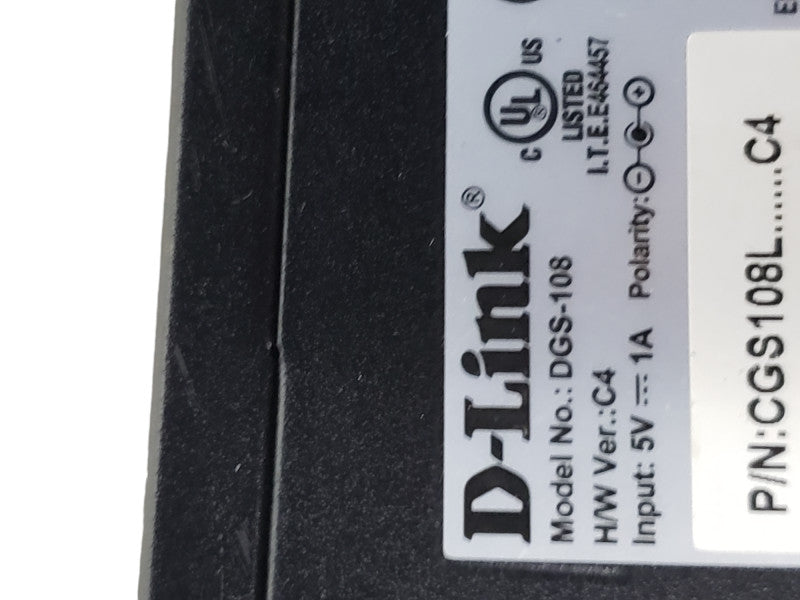 D-Link DGS-108 8 Port Gigabit Metal Unmanaged Desktop Switch W/ Power Adapter