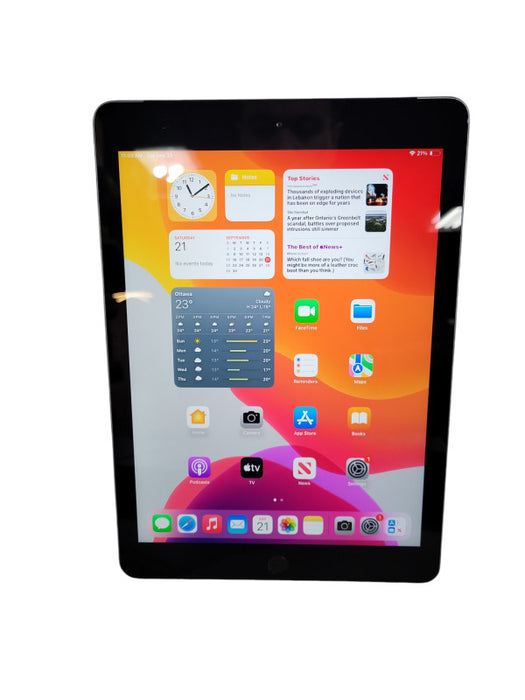 Apple iPad 6th Gen 32GB (A1954) Q!
