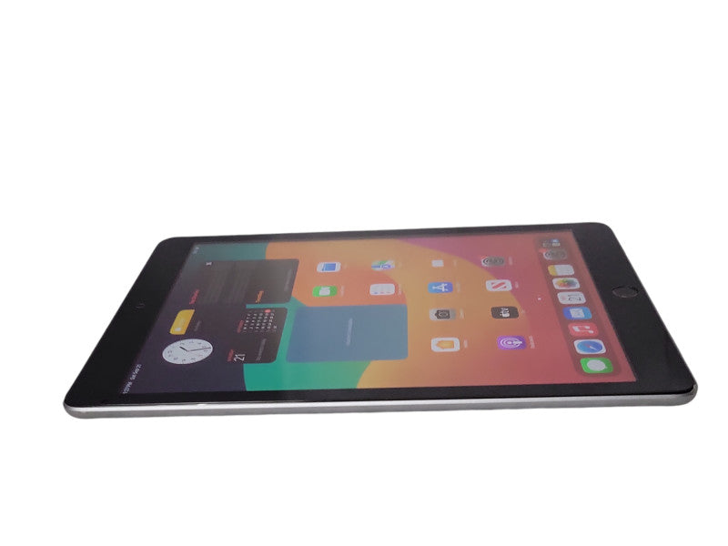 Apple iPad 6th Generation 32GB Wi-Fi  A1893 _